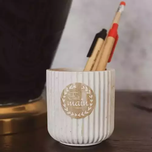 Pot à crayons en jesmonite