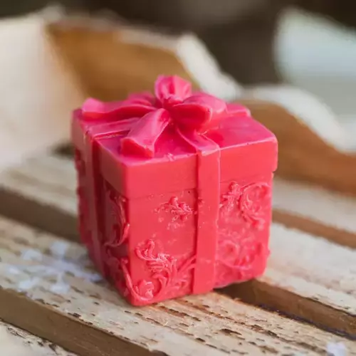 Fondant petit cadeau rouge