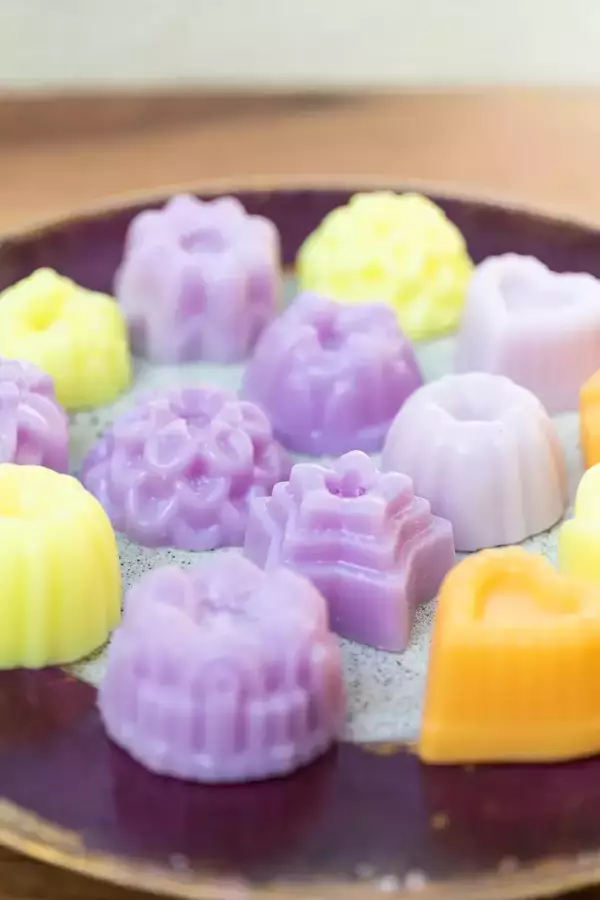 Fondants biscuits : jaune, violet ou orange