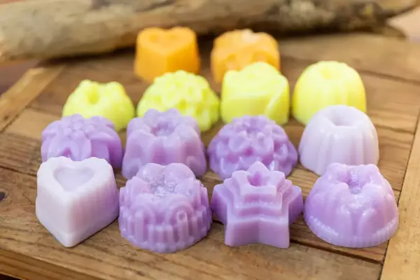 Fondants biscuits : jaune, violet ou orange