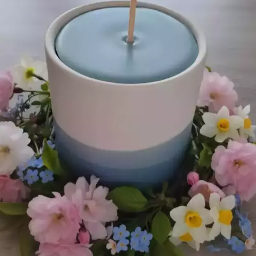 Bougie dans un pot en grès du petit grassois Fête des pères